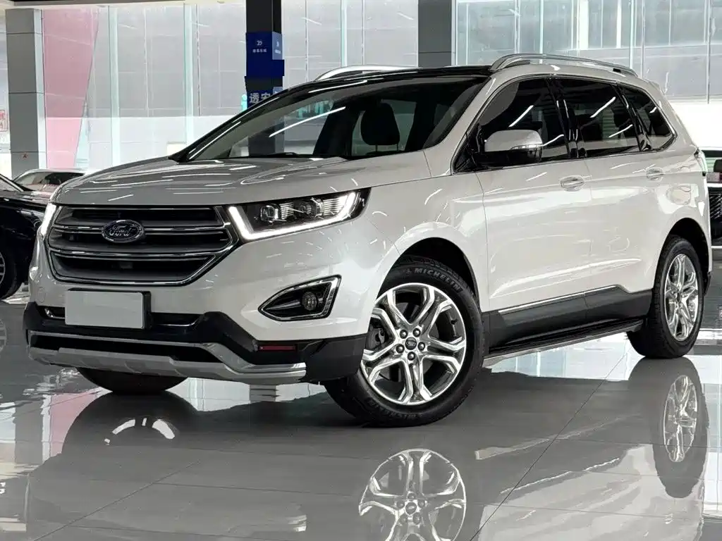 Фото 1 - Ford Edge