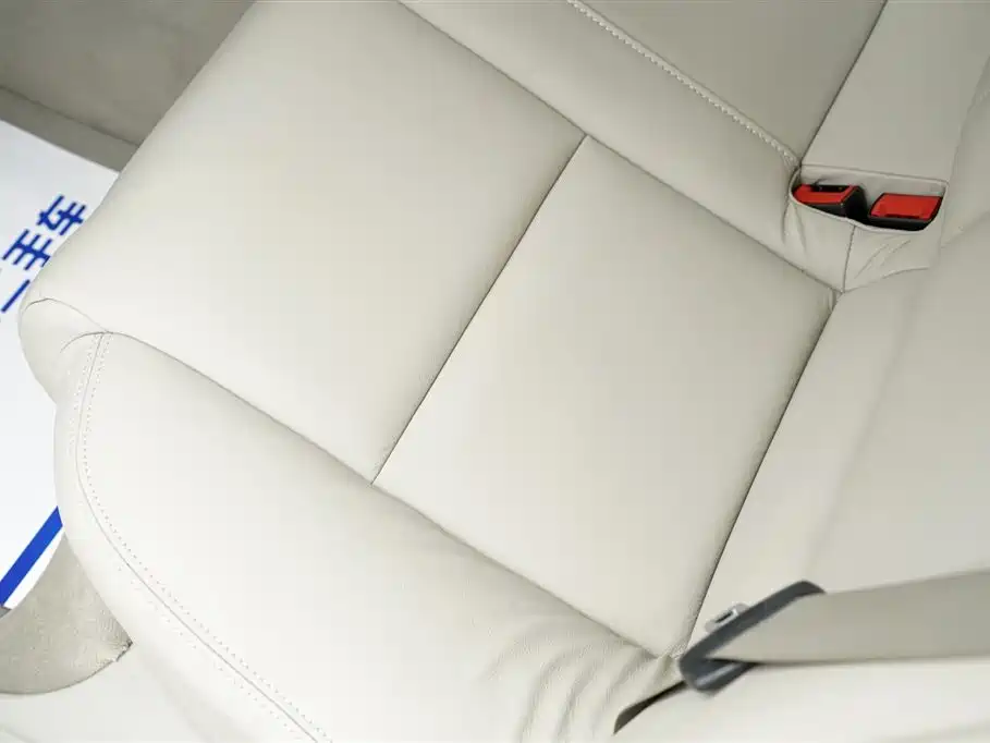 Audi A6L 2010 2.4L Technology фото 15