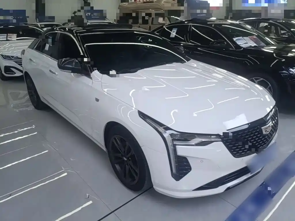 Cadillac CT4 2023 2022 28T Luxury Model