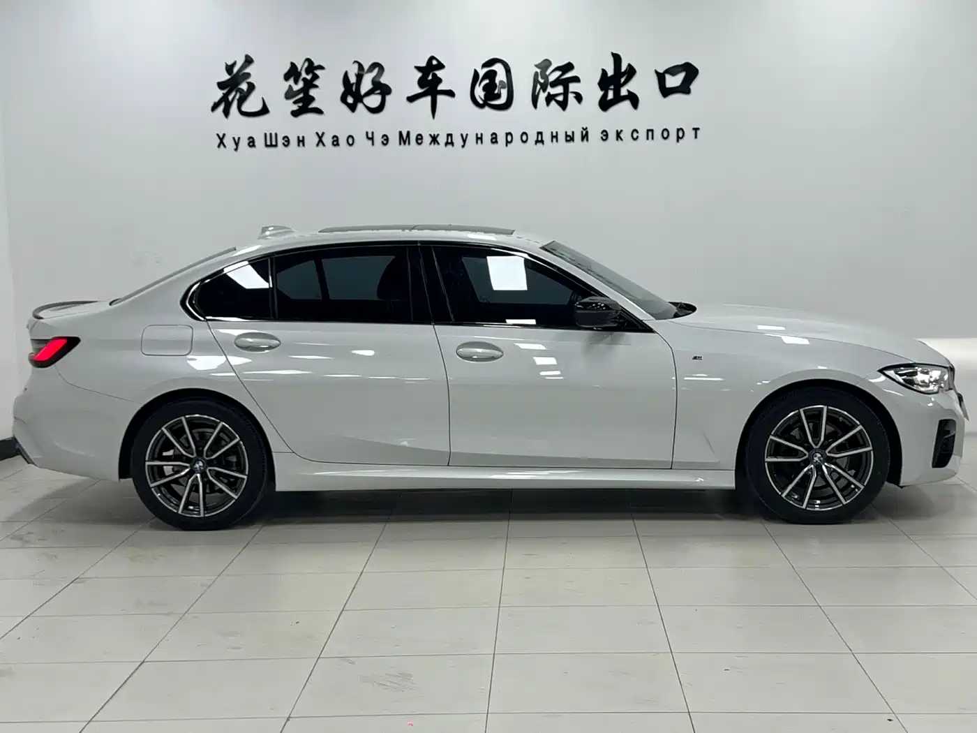 BMW 3-SERIES