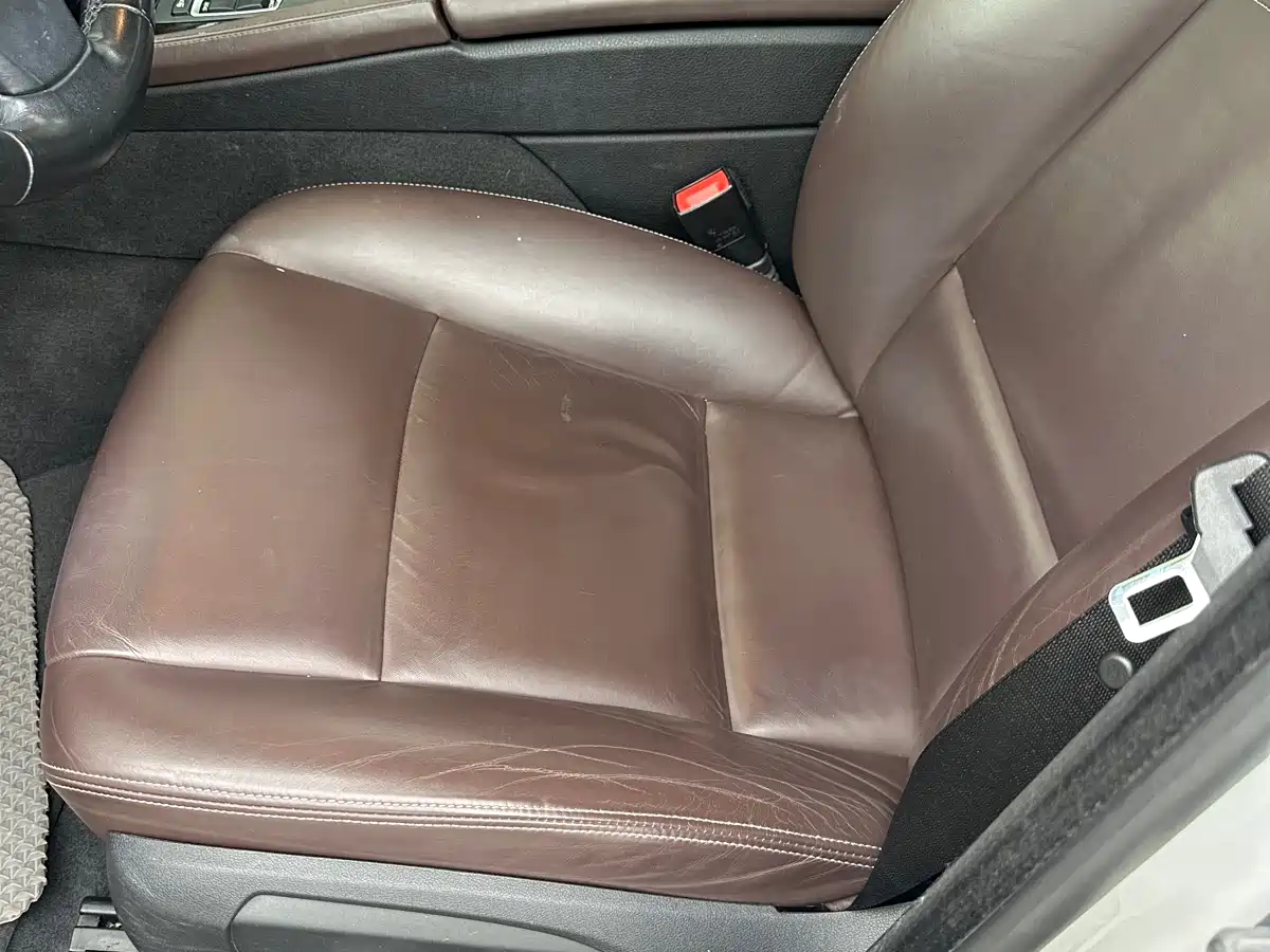 BMW 5 Series 2017 525Li Luxury Design Package фото 6