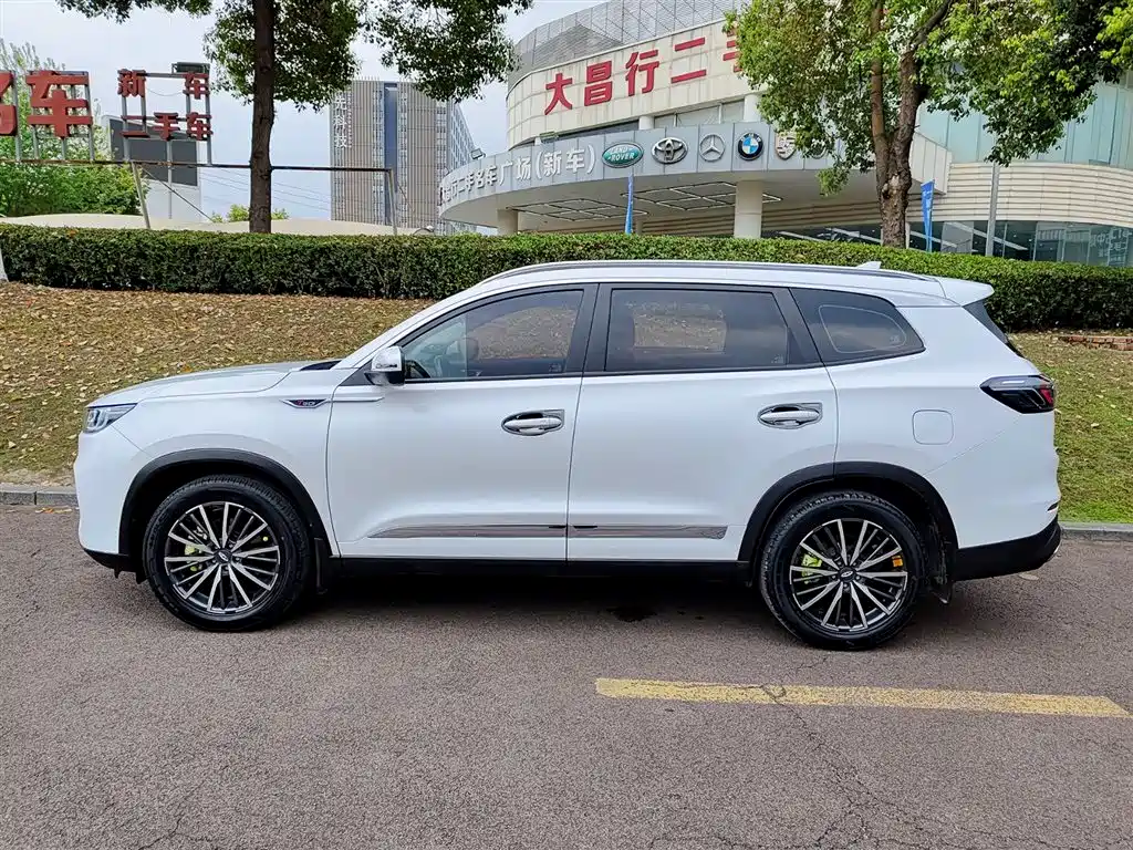 CHERY TIGGO 8 PLUS