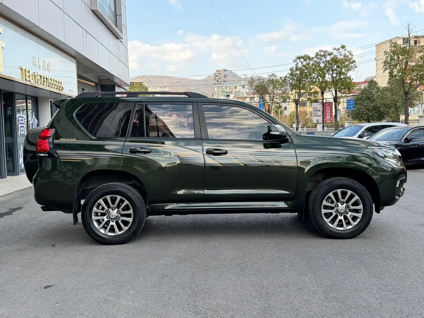 Toyota Prado 2018 3.5L Automatic TX-L Rear-mounted Spare Tire фото 4