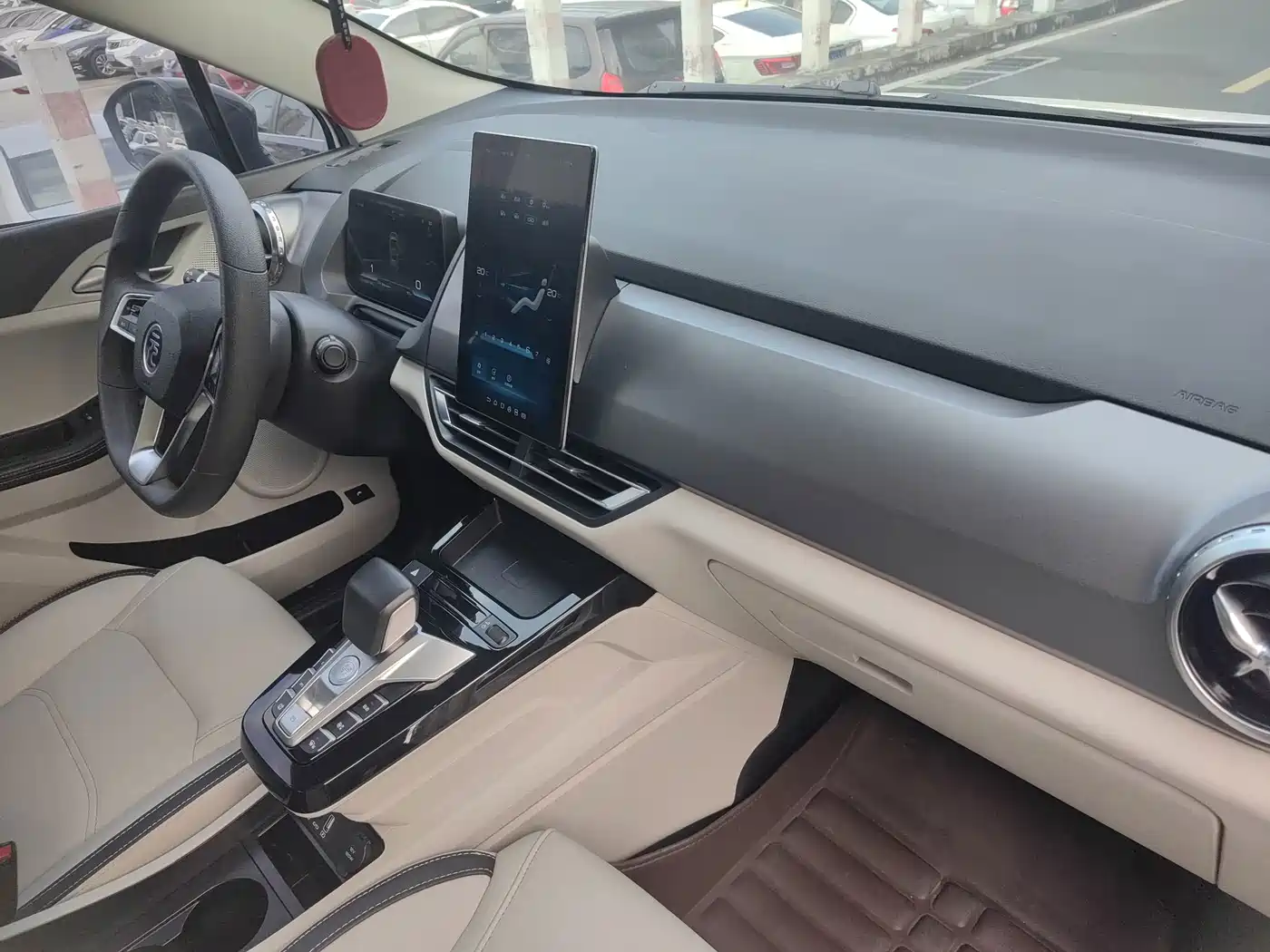 BYD Yuan Pro 2022 2021 401KM Luxury Model