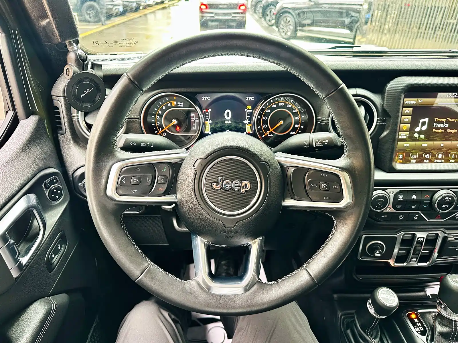 Фото 8 - Jeep Gladiator