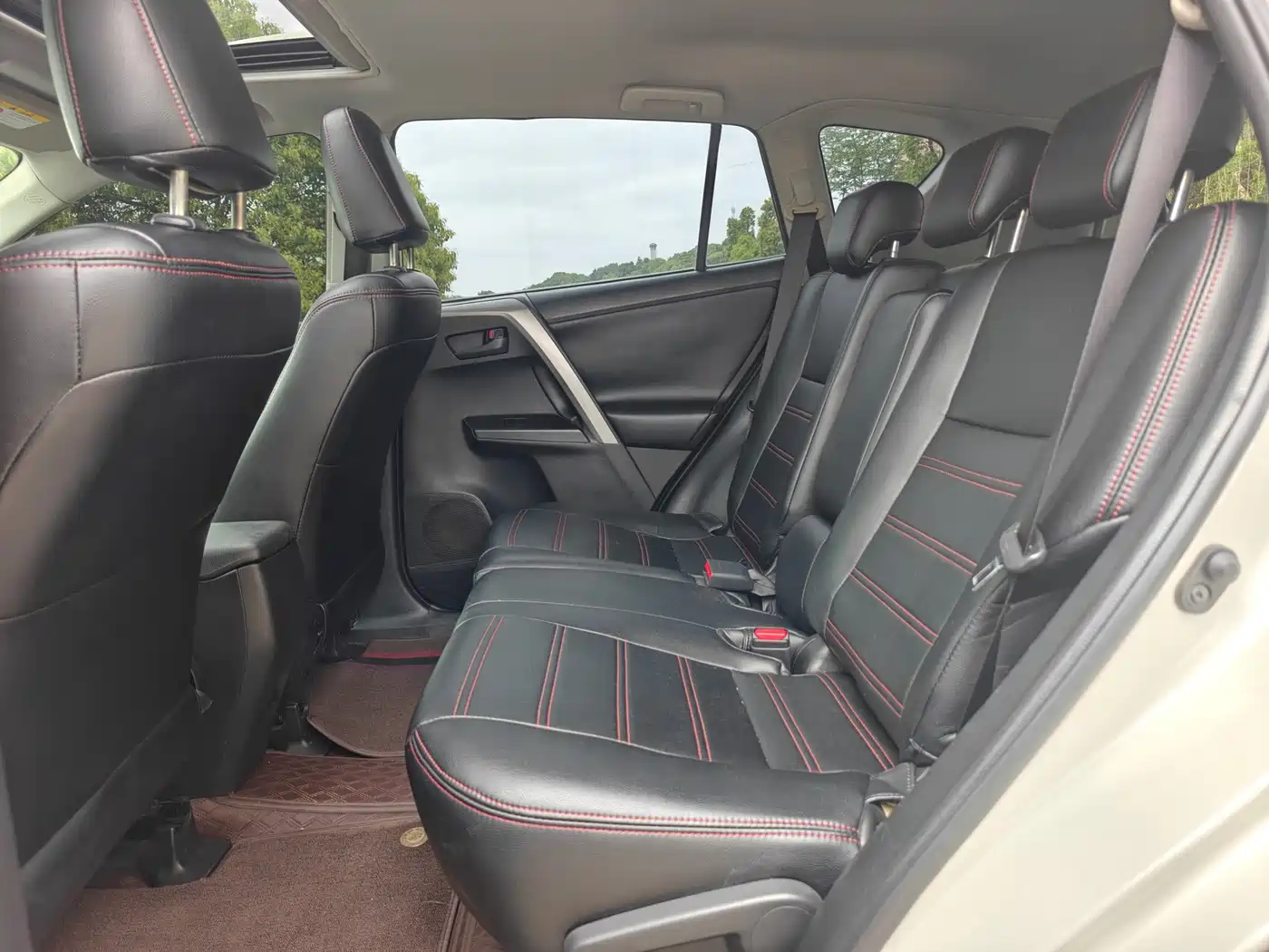 Toyota RAV4 Rongfang 2016 2.0L CVT 2WD Comfort (China V) фото 31