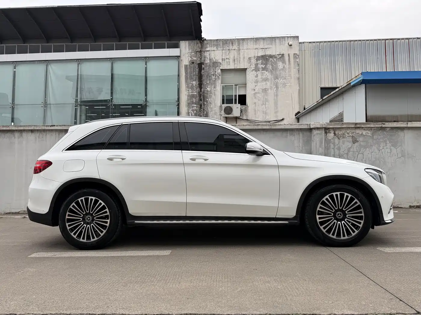 Mercedes-Benz GLC 2019 GLC 260 L 4MATIC Dynamic фото 15