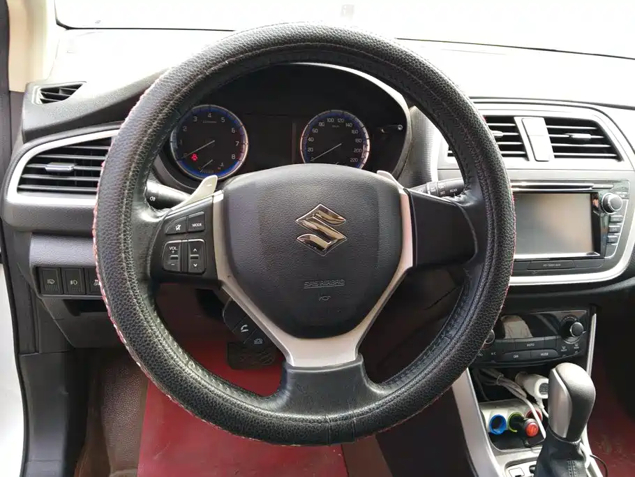Suzuki SX4 S-Cross 2015 2014 1.6L CVT 2WD Elite