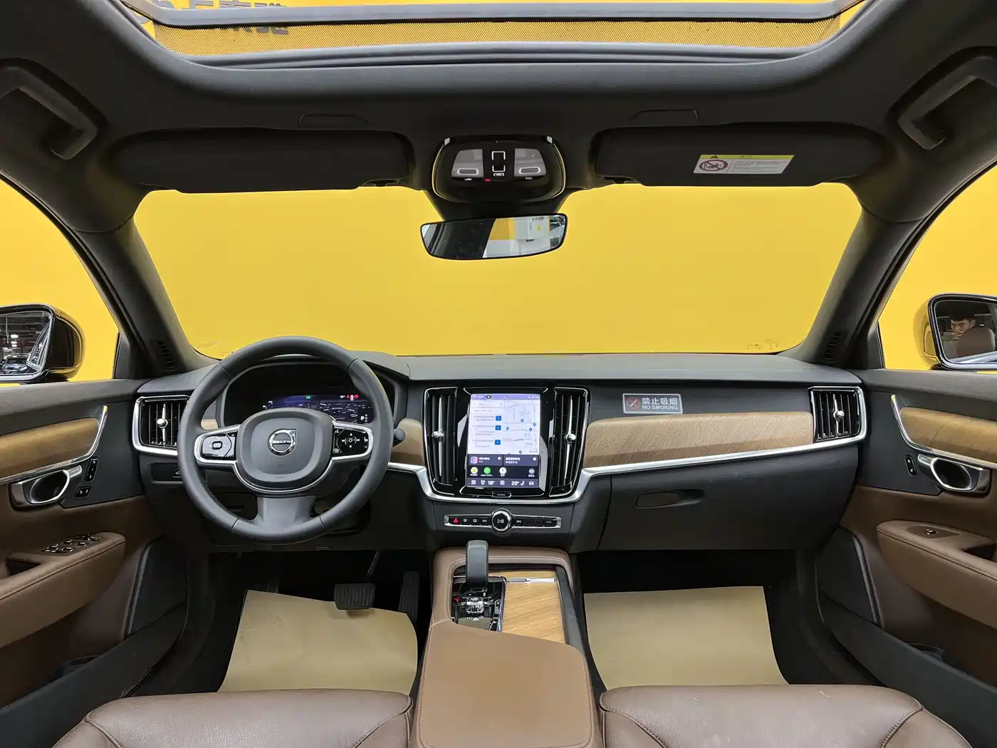 VOLVO S90