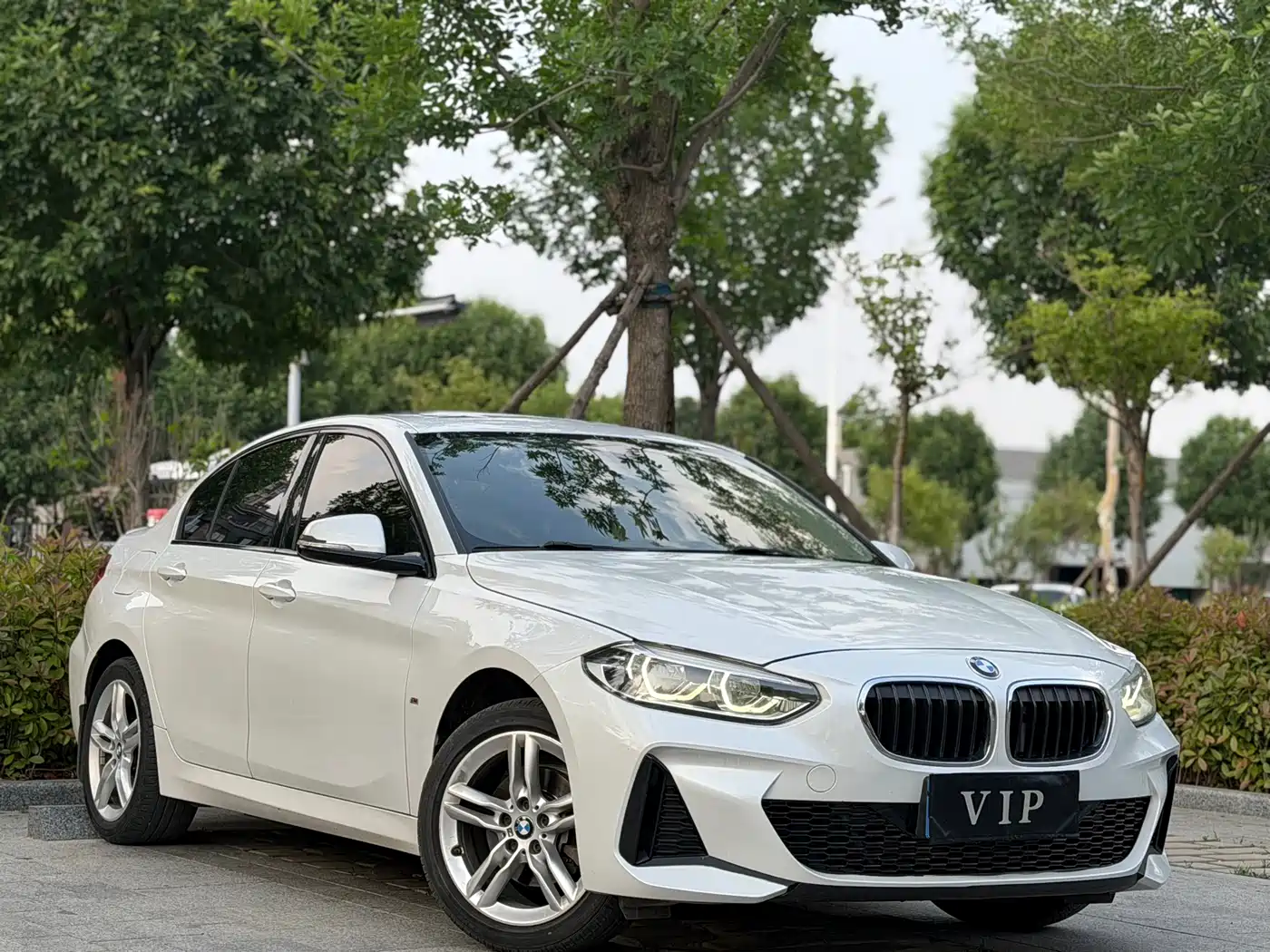 BMW 1 Series 2020 Model 120i M Sport Package фото 3