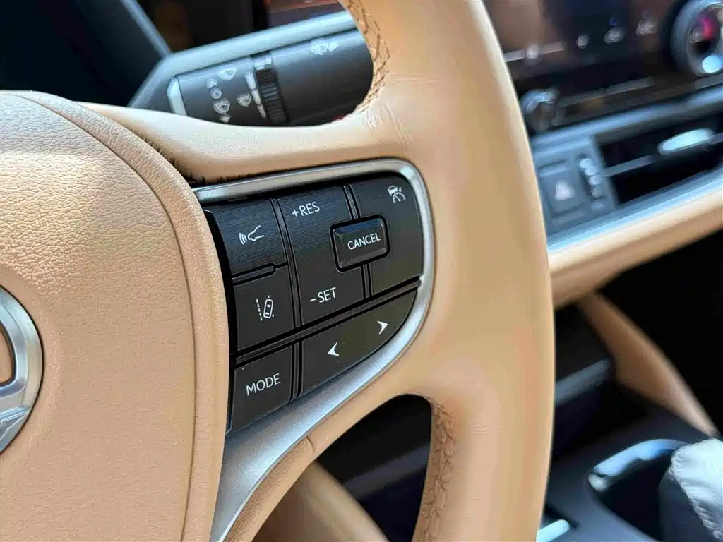 Lexus ES 2025 2025 200 Ultimate Edition