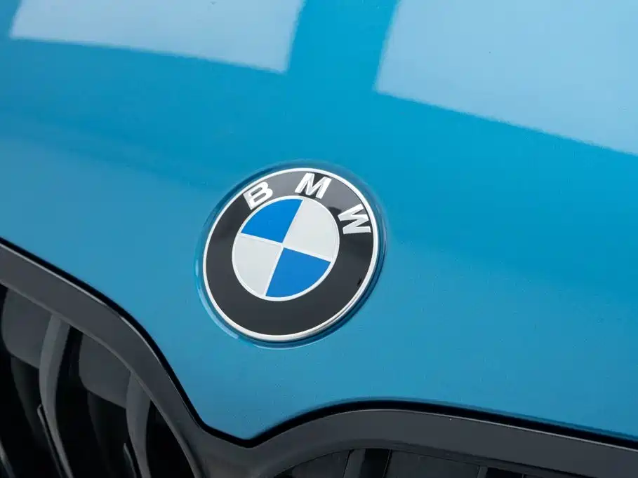 BMW 2 Series (Import) 2025 2023 225i 4-Door Coupe M Sport Shadowline Package