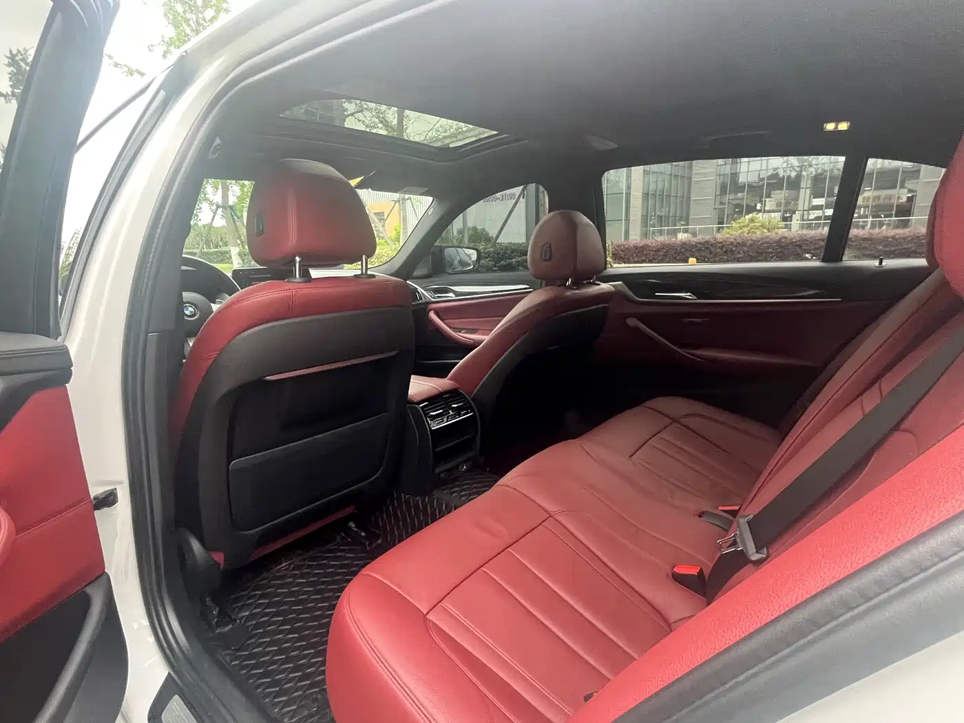 BMW 5 Series 2019 530Li Leading M Sport Package фото 5