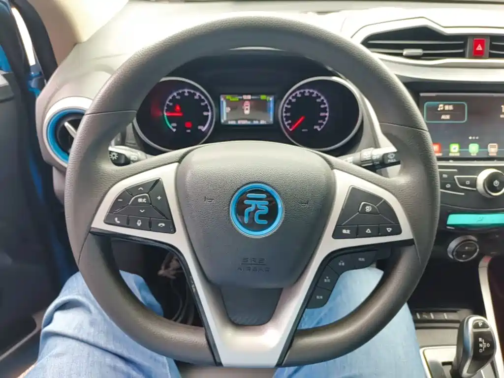BYD Yuan New Energy 2020 2019 EV360 Smart Connect Premium Edition