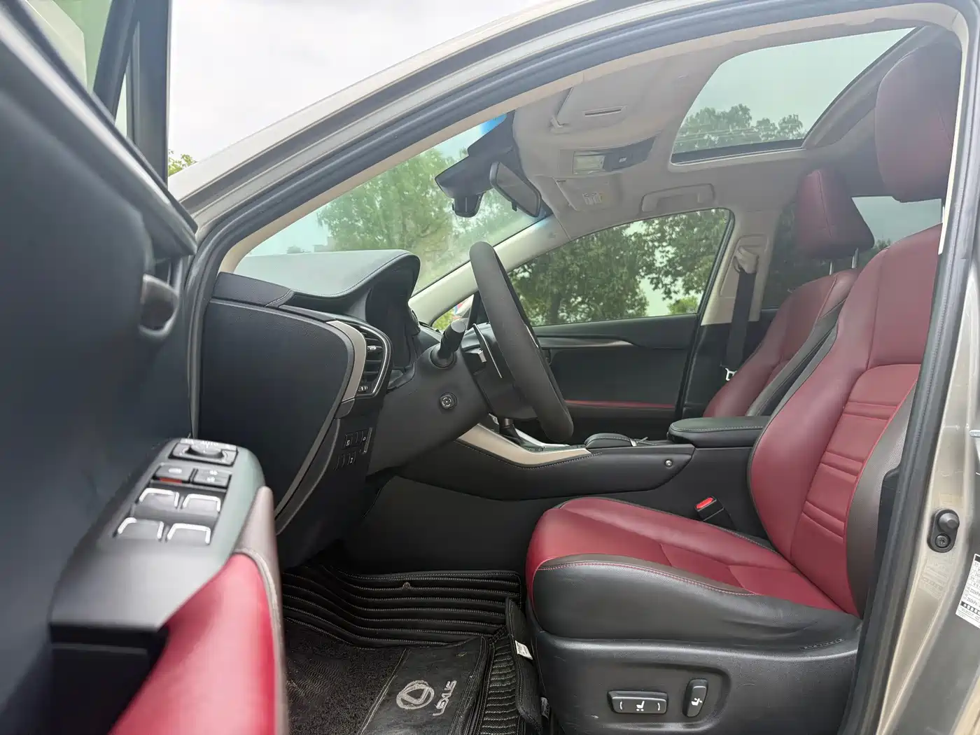 Фото 7 - Lexus NX