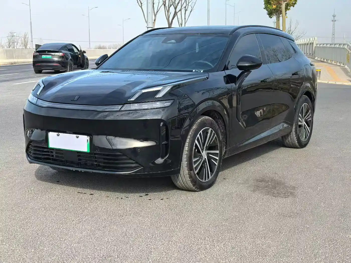 Lynk & Co 08 EM-P