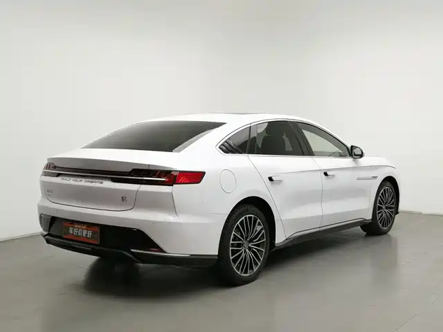 BYD Han 2021 EV Standard Range Luxury — фото 2