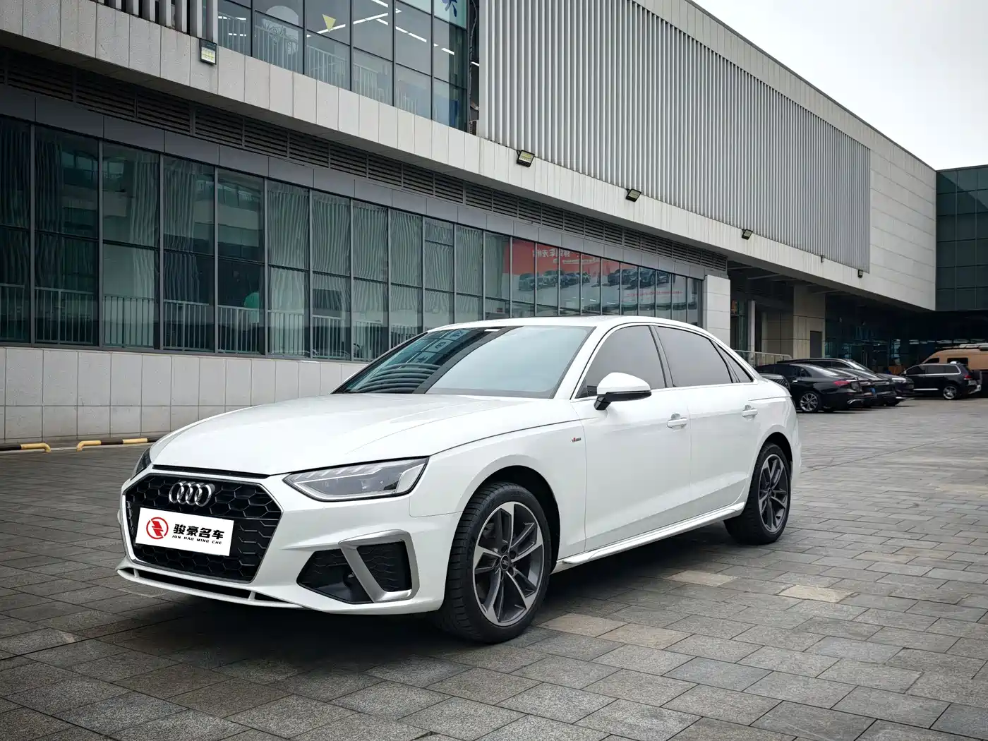 Audi A4L 2025 2025 2 Million Celebration Edition 40 TFSI Fashion Dynamic