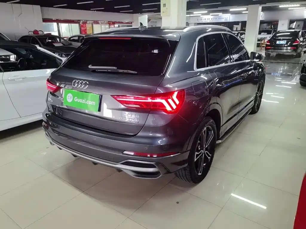 Фото 7 - Audi Q3