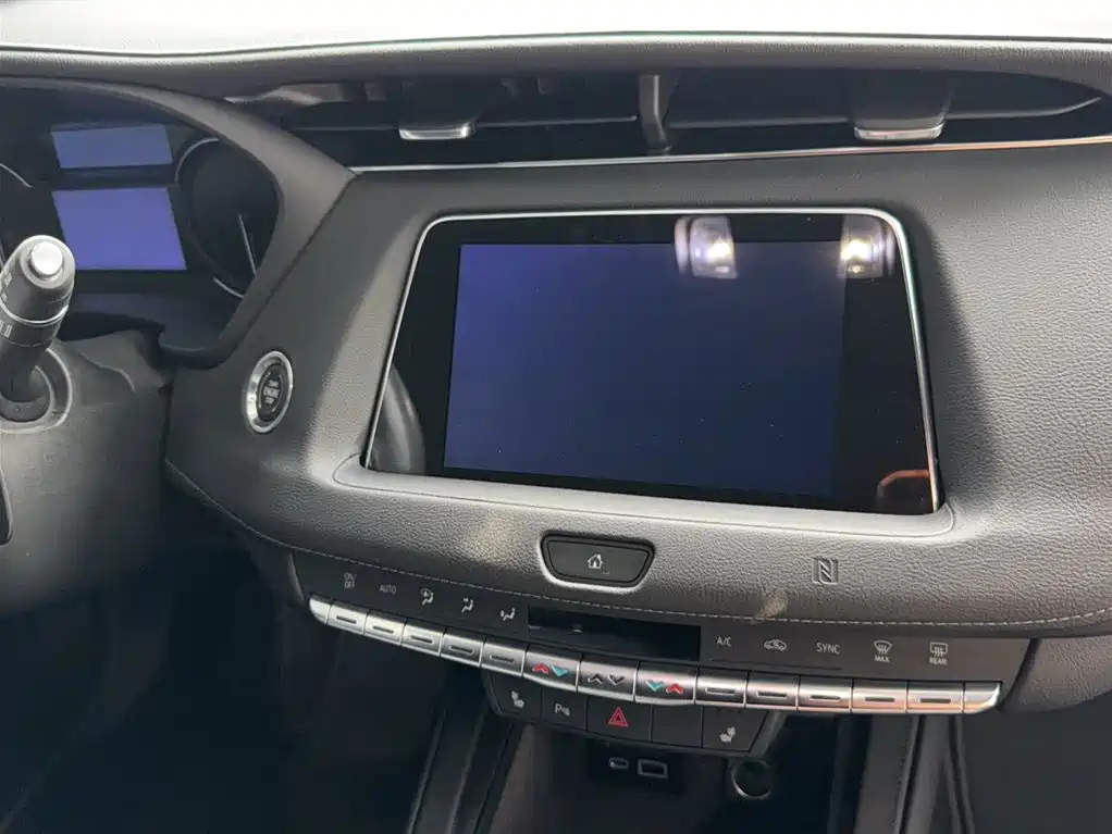 Cadillac XT4 2018 28T FWD Leading Edition фото 8