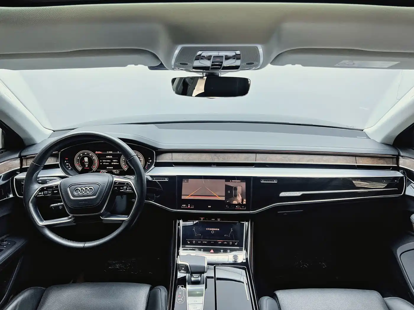Audi A8 2023 A8L 50 TFSI quattro Premium фото 10