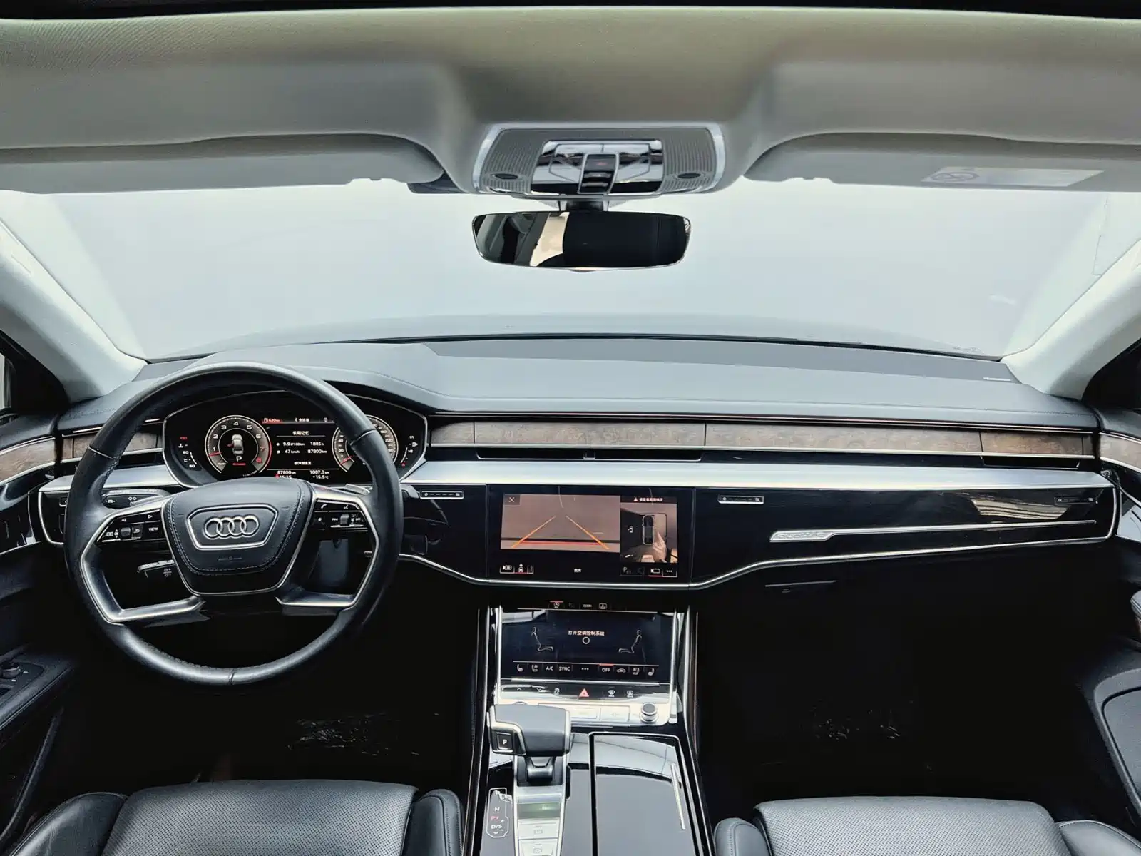 صورة 14 - Audi A8