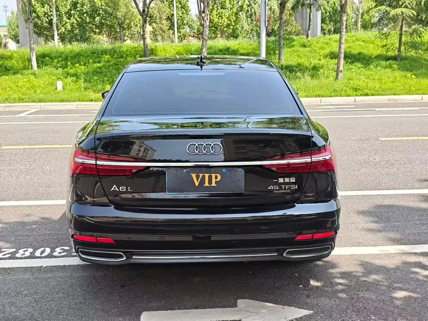 صورة 8 - Audi A6L
