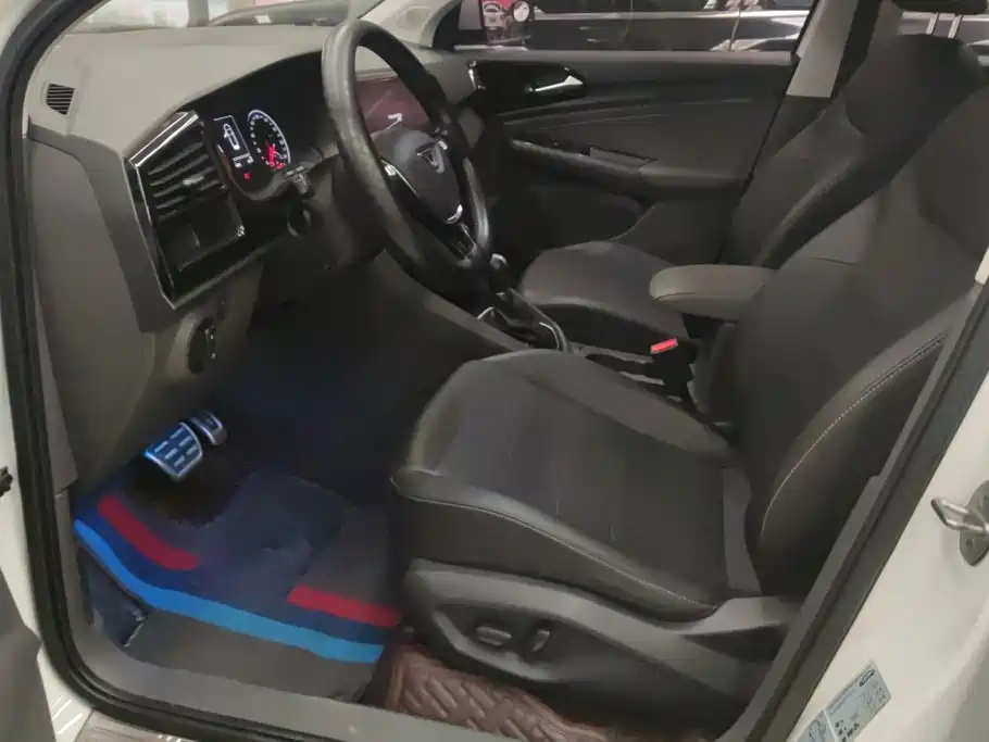 Фото 9 - Jetta VS7