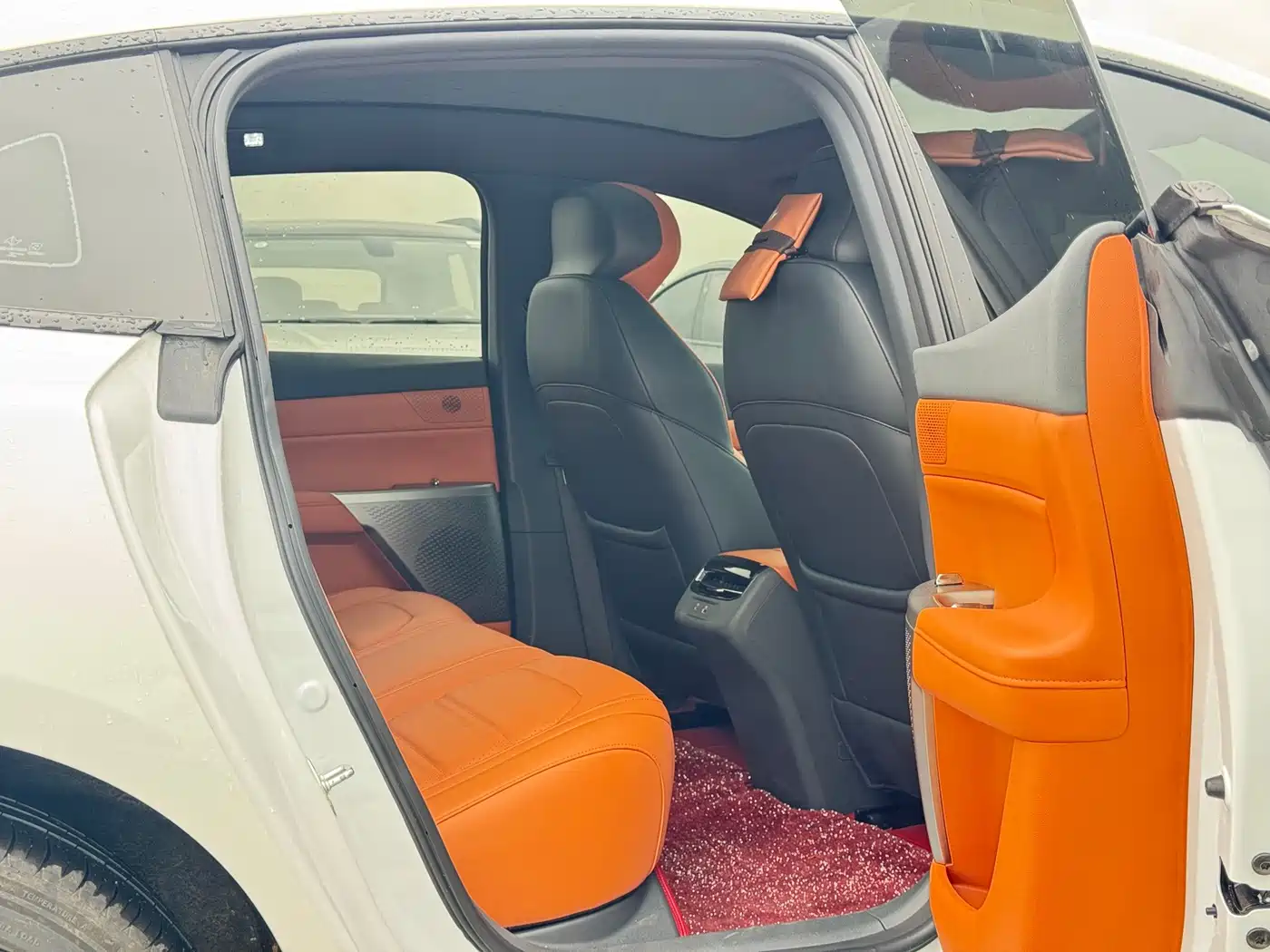 Dongfeng Yipai eπ007 2024 2024 Model 200Pro Range Extender Version