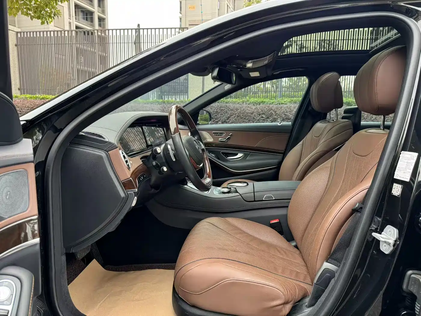 Mercedes-Benz Maybach S-Class 2016 S 400 4MATIC фото 10