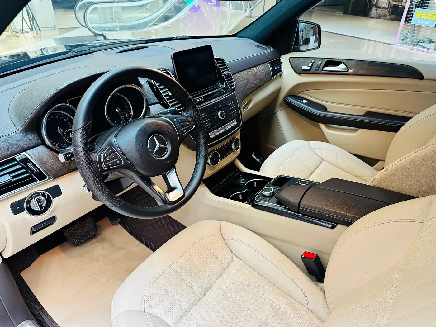 Mercedes-Benz GLE 2017 GLE 320 4MATIC Dynamic фото 9