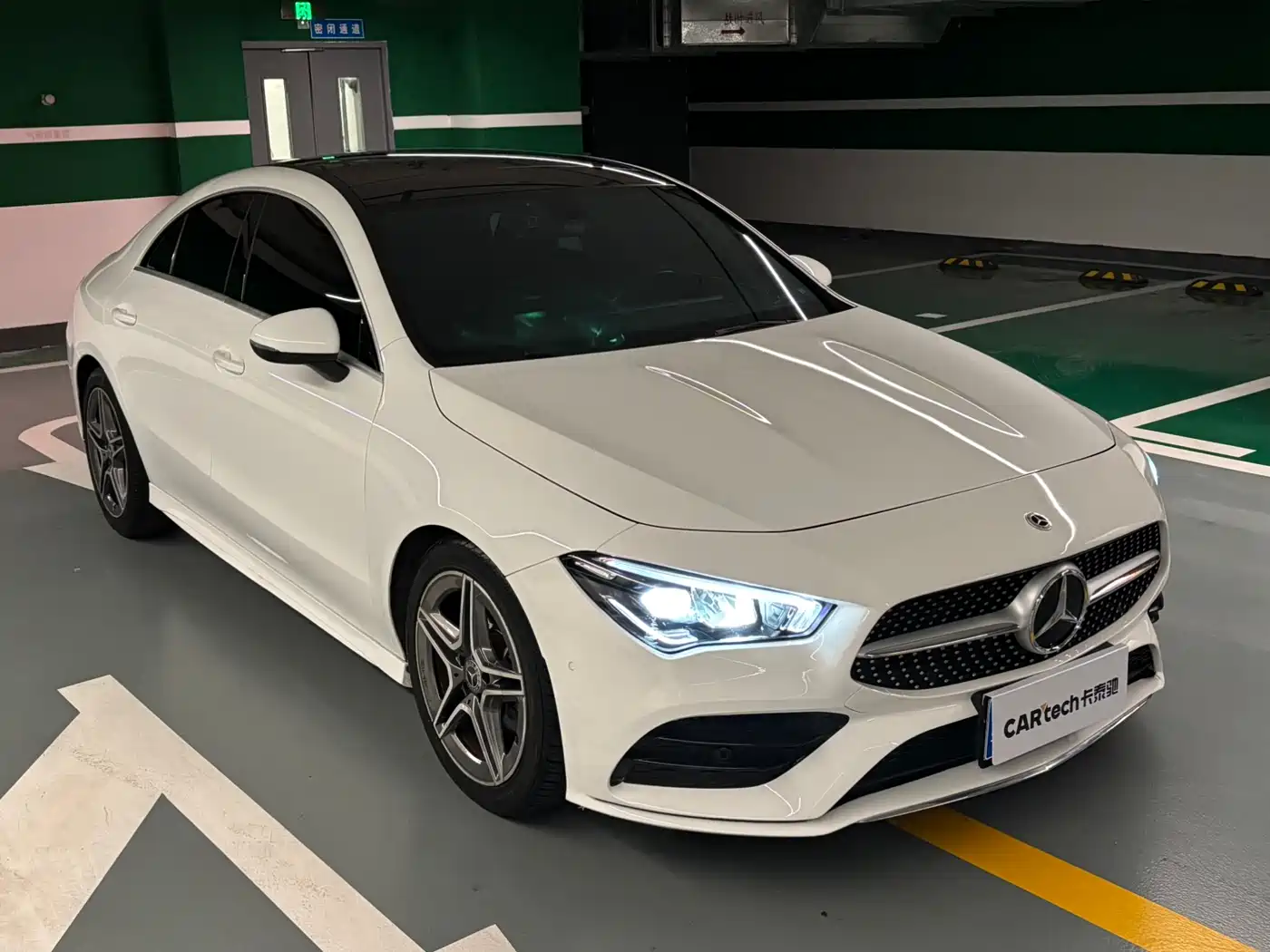MERCEDES-BENZ CLA