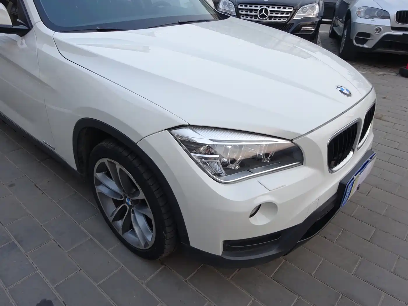 BMW X1 2013 sDrive18i Sport Design Package фото 5