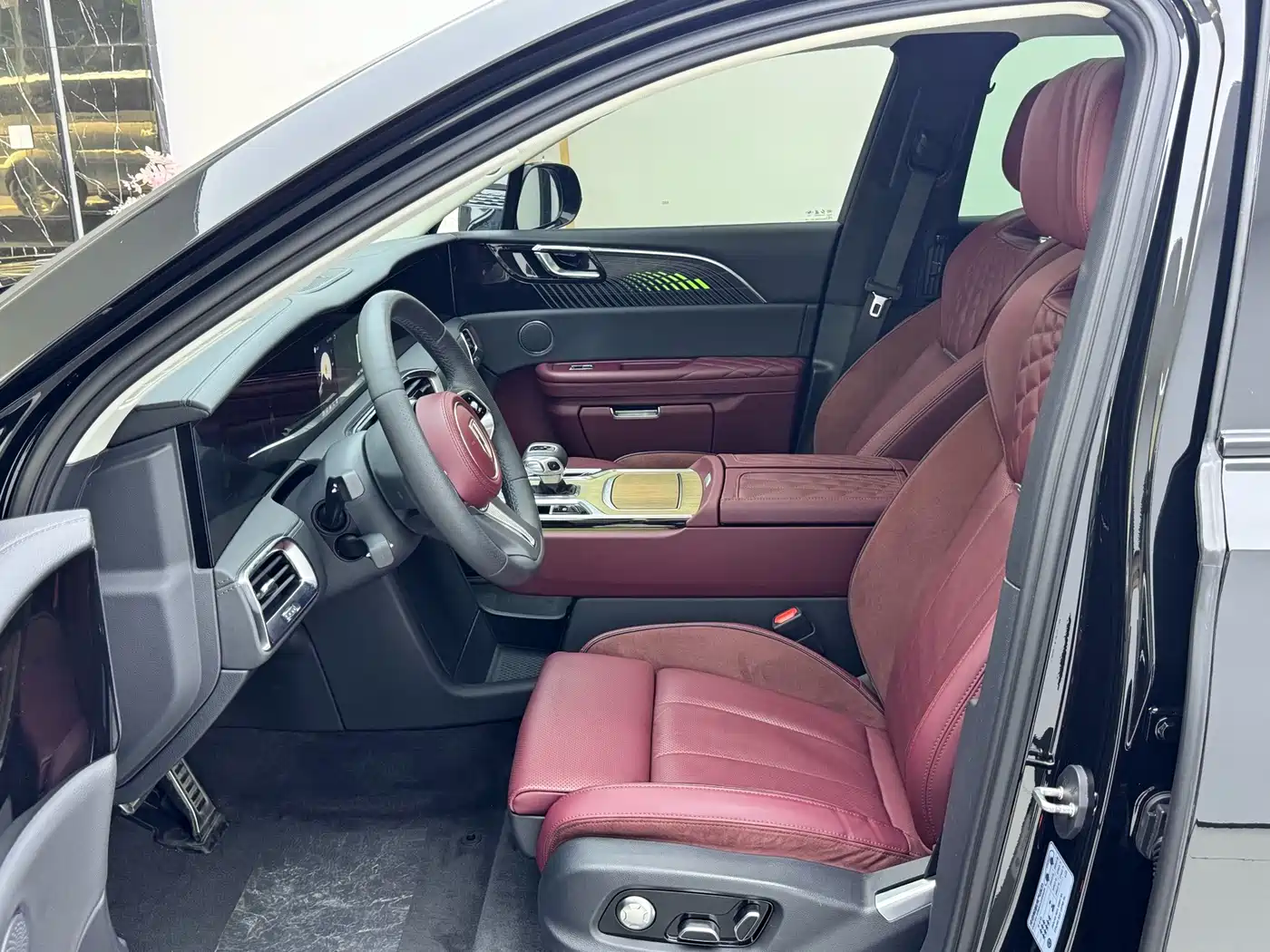 Hongqi E-HS9 2023 2022 690km Qi Xiang Edition (6-seater)