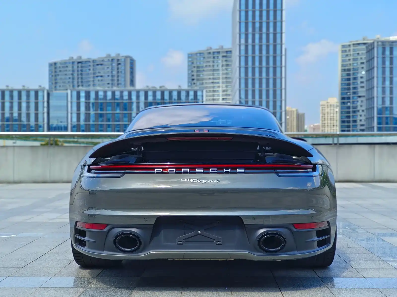 Photo 7 - Porsche 911