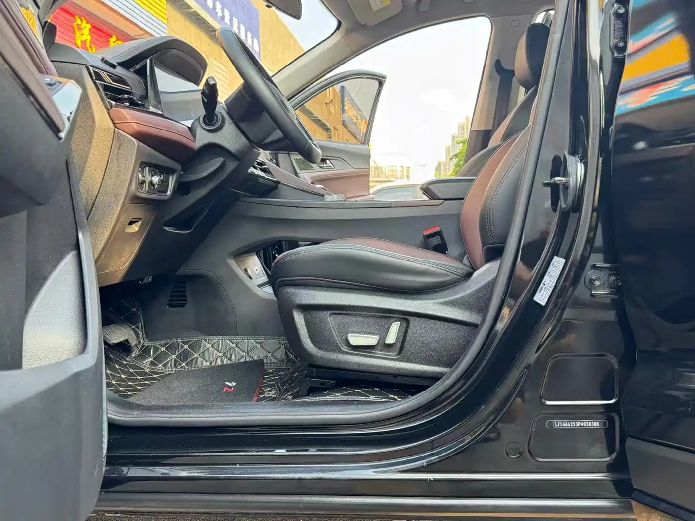 Sehol X8 PLUS 2023 2023 1.5TGDI DCT Smart Family Edition (7-seater)