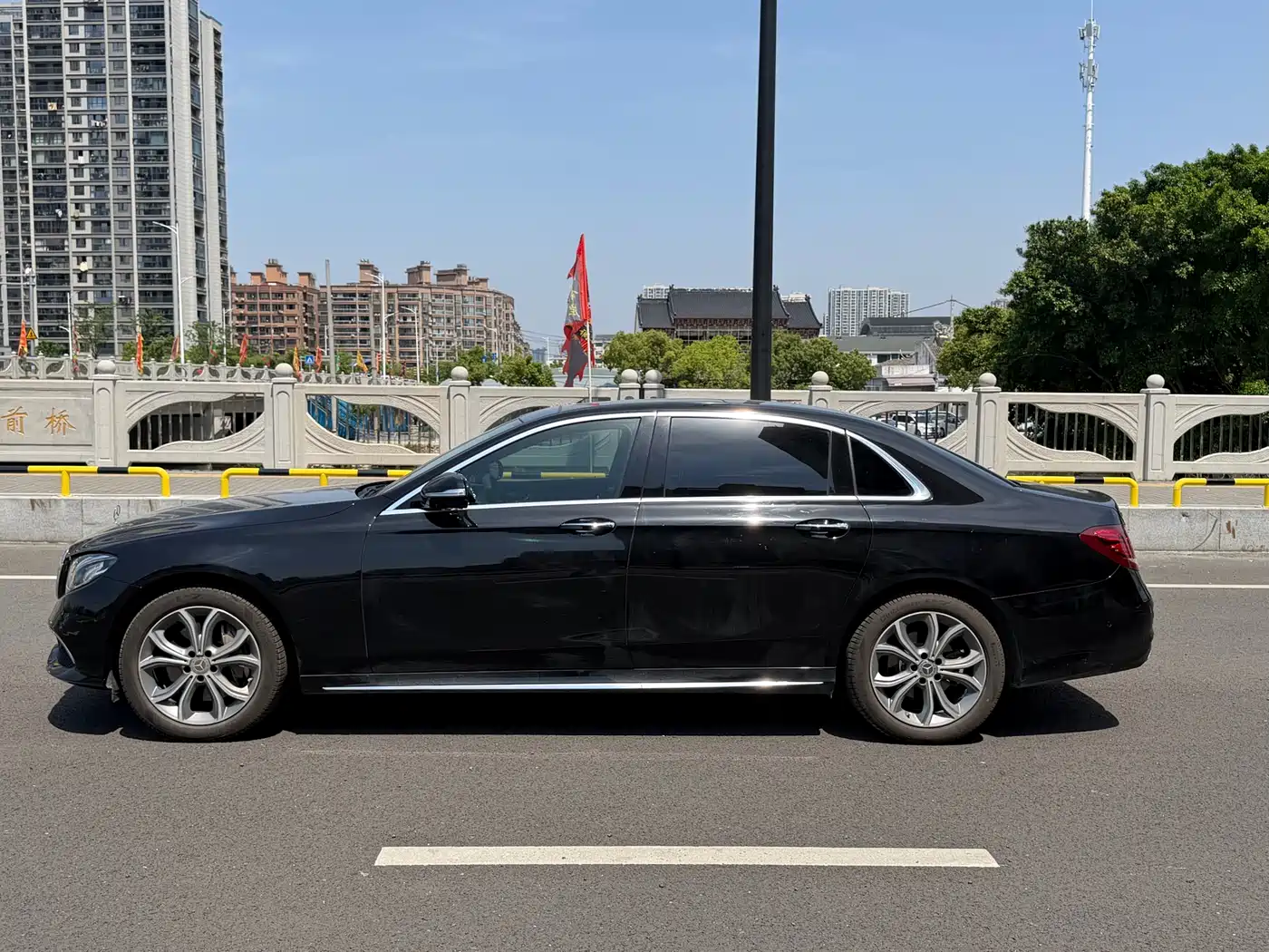 Mercedes-Benz E-Class 2020 Facelift E 300 L Fashion фото 3