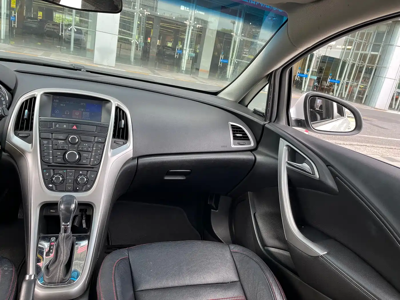 Photo 17 - Buick Excelle
