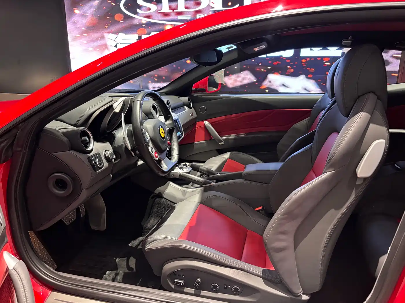 Ferrari FF 2014 2012 6.3L V12