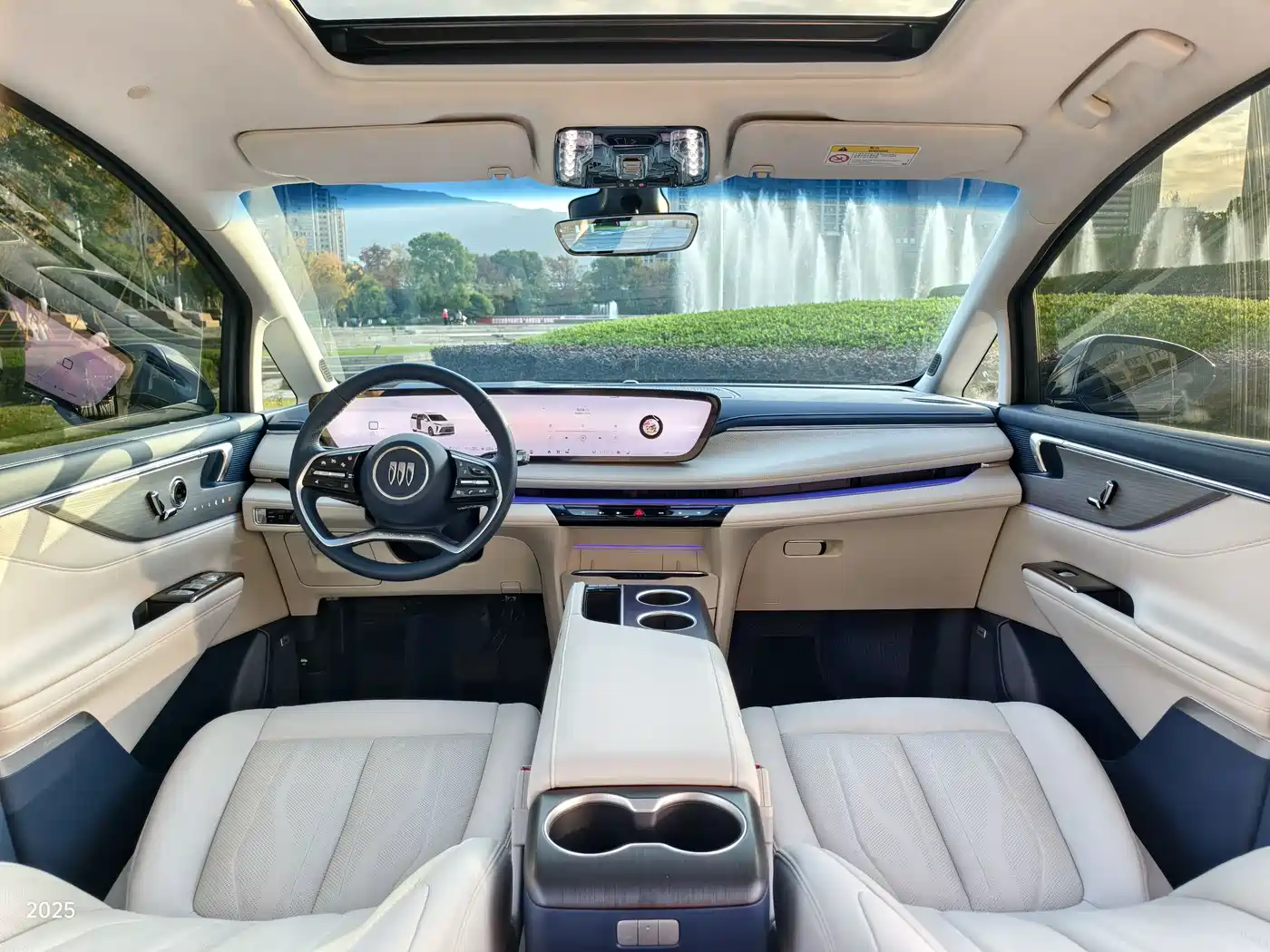 BUICK GL8 NEW ENERGY