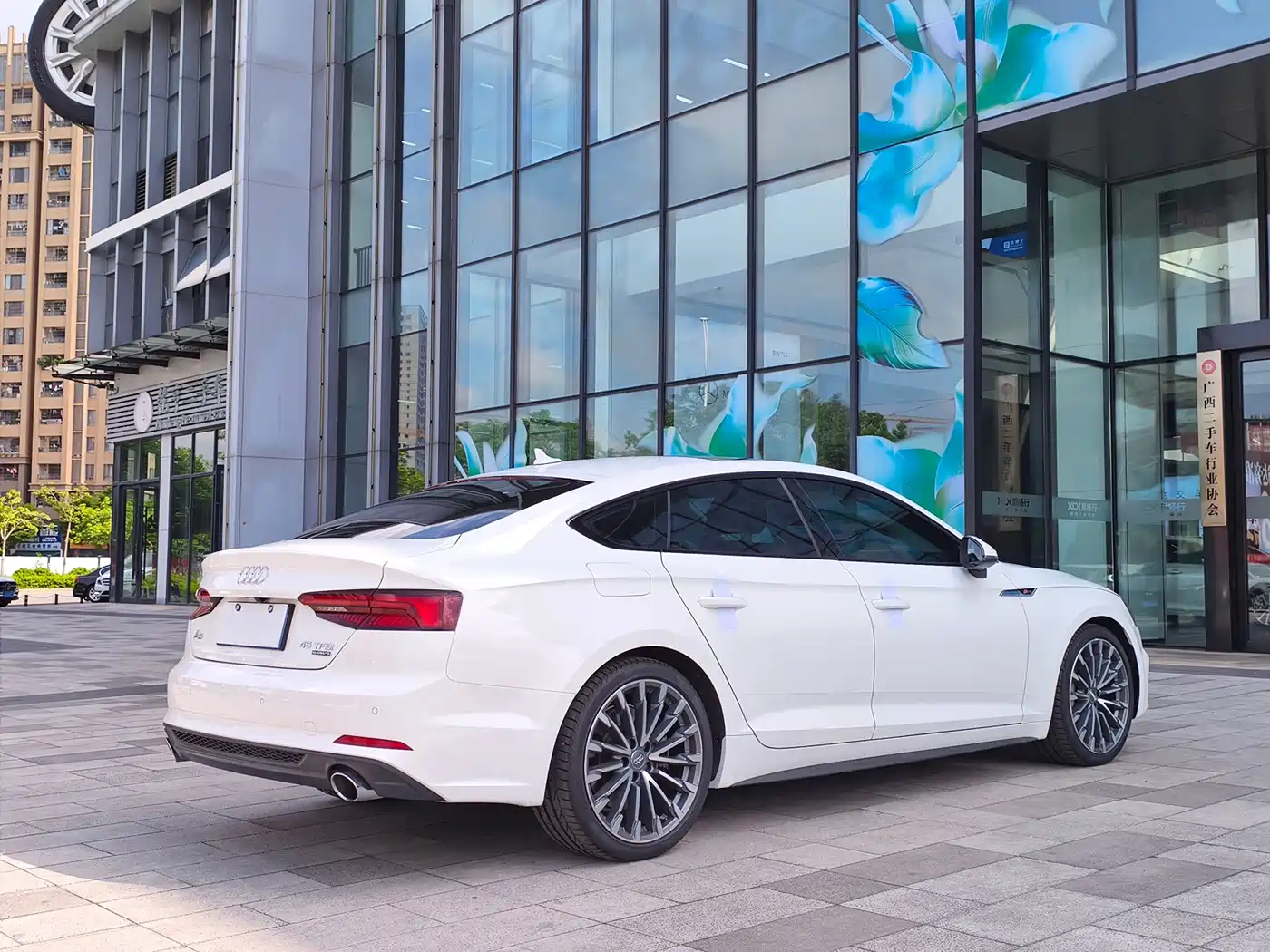 Фото 4 - Audi A5 (Import)