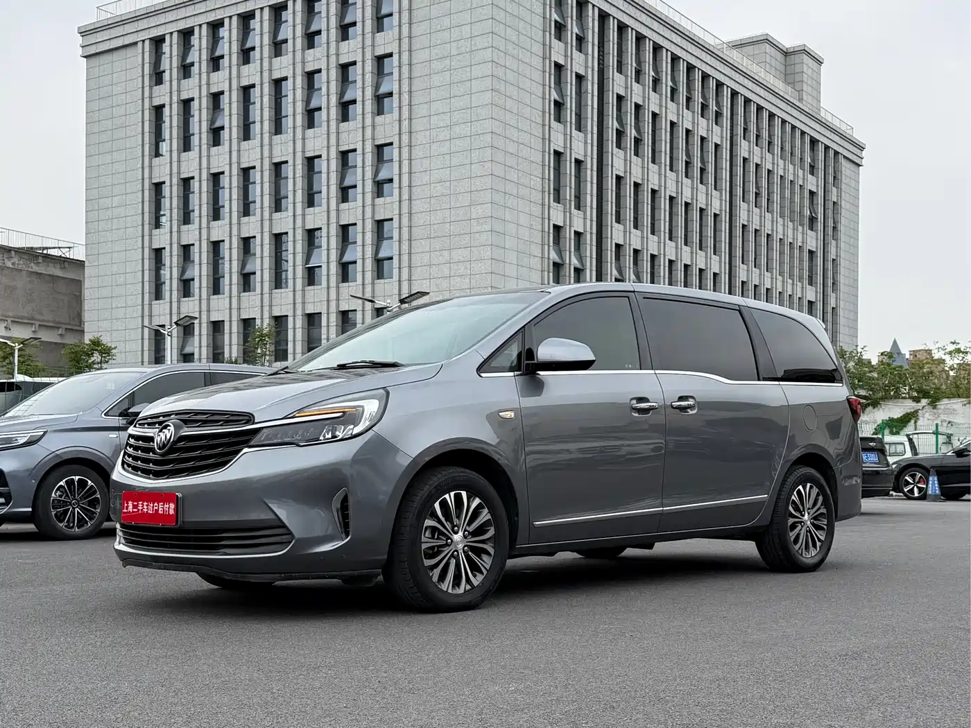 Buick GL8 2021 Land Business Class 652T Luxury фото 2