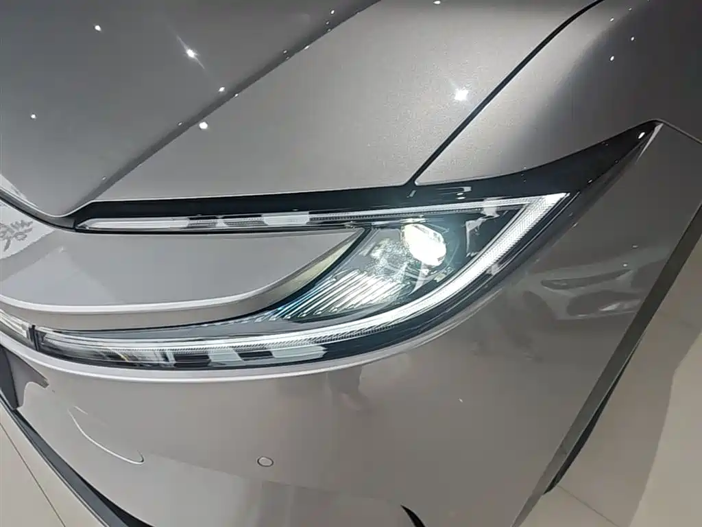 Toyota bZ5 2025 550 JOY фото 24