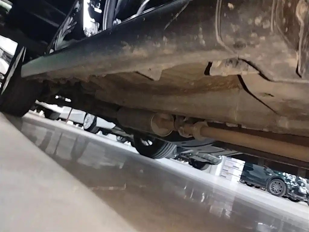 Haval M6 2023 PLUS 1.5T DCT Luxury Smart Connect фото 21