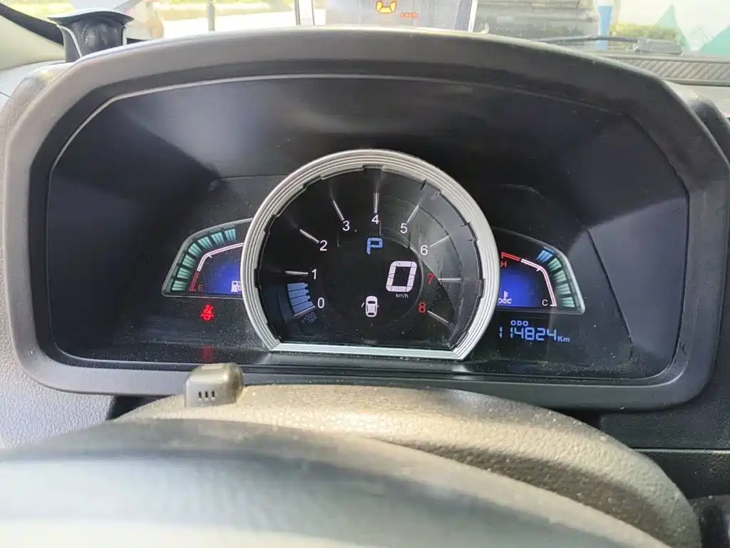 Luxgen U6 SUV 2015 2015 1.8T Fashion Edition