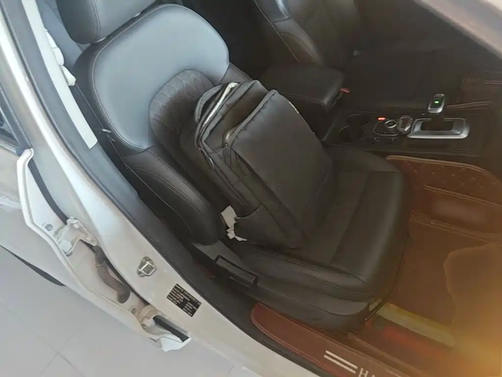 Haval H6 Coupe 2020 2020 Smart Connect Edition 1.5T Automatic 2WD Elite