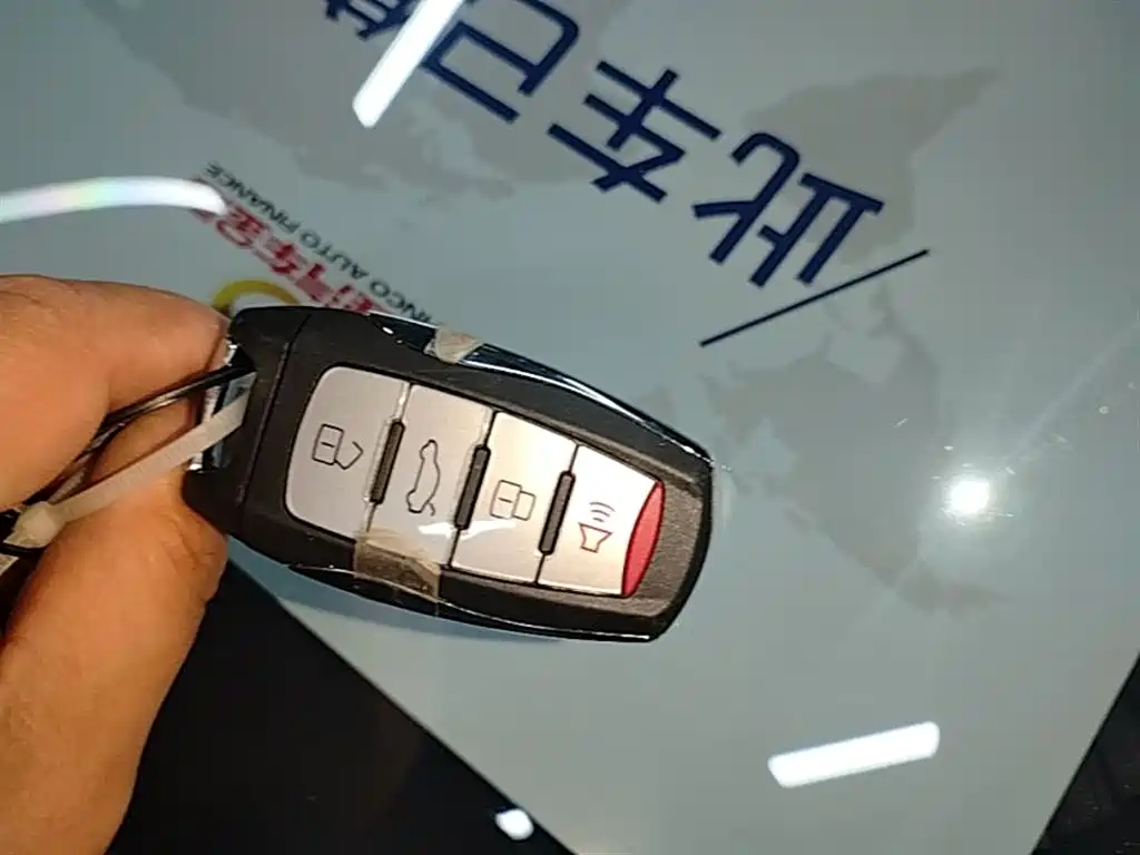 Haval M6 2023 PLUS 1.5T DCT Luxury Smart Connect фото 9