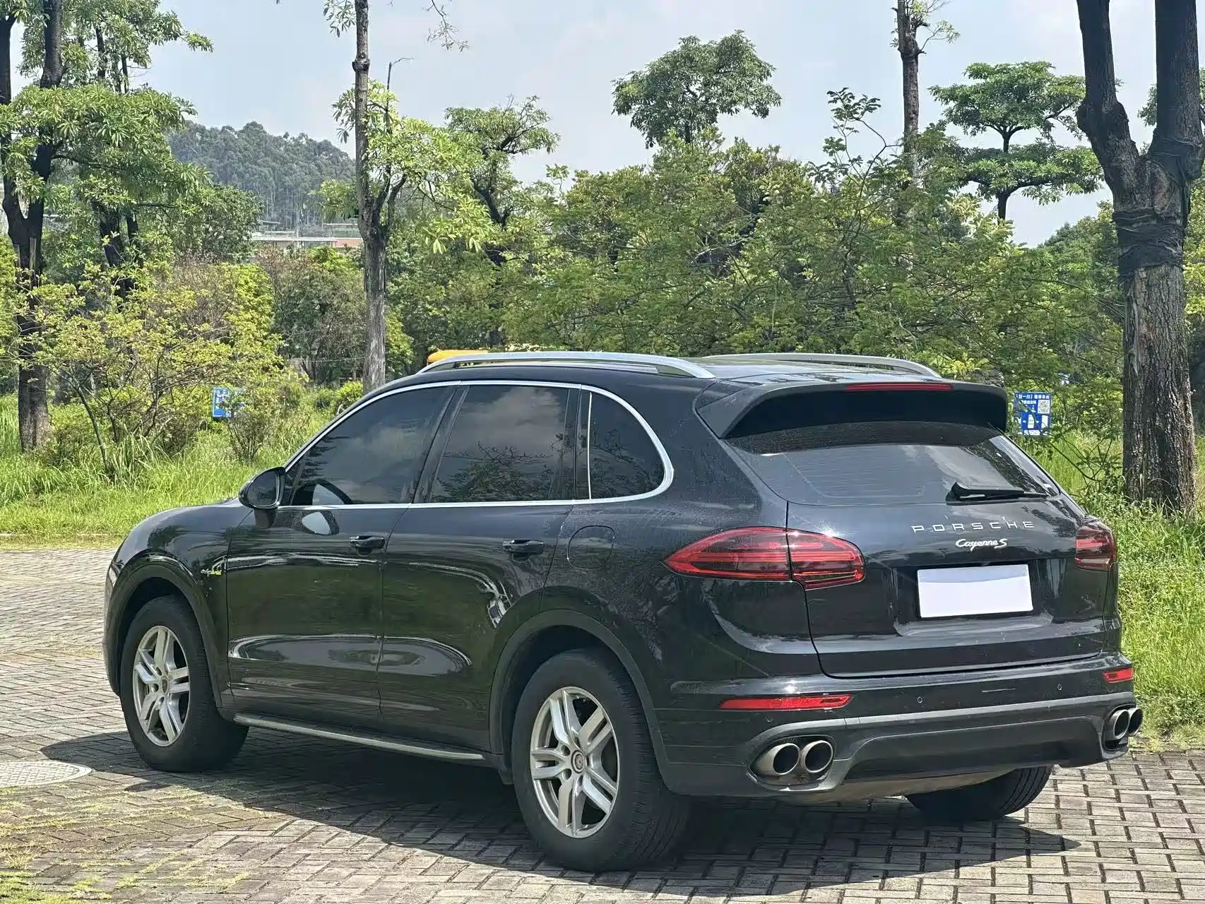 Фото 7 - Porsche Cayenne New Energy