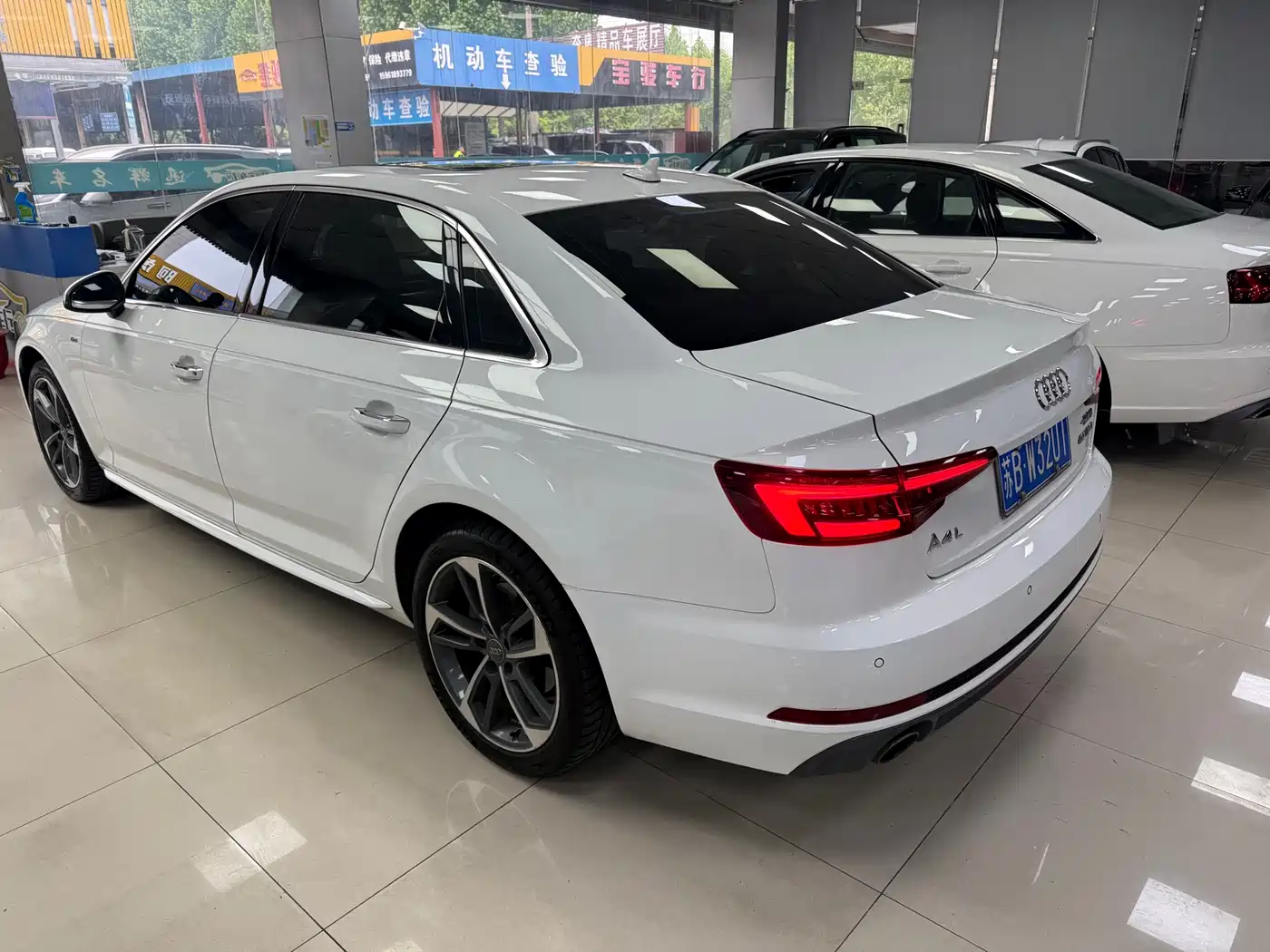 Audi A4L 2018 30th Anniversary 40 TFSI Sport фото 4