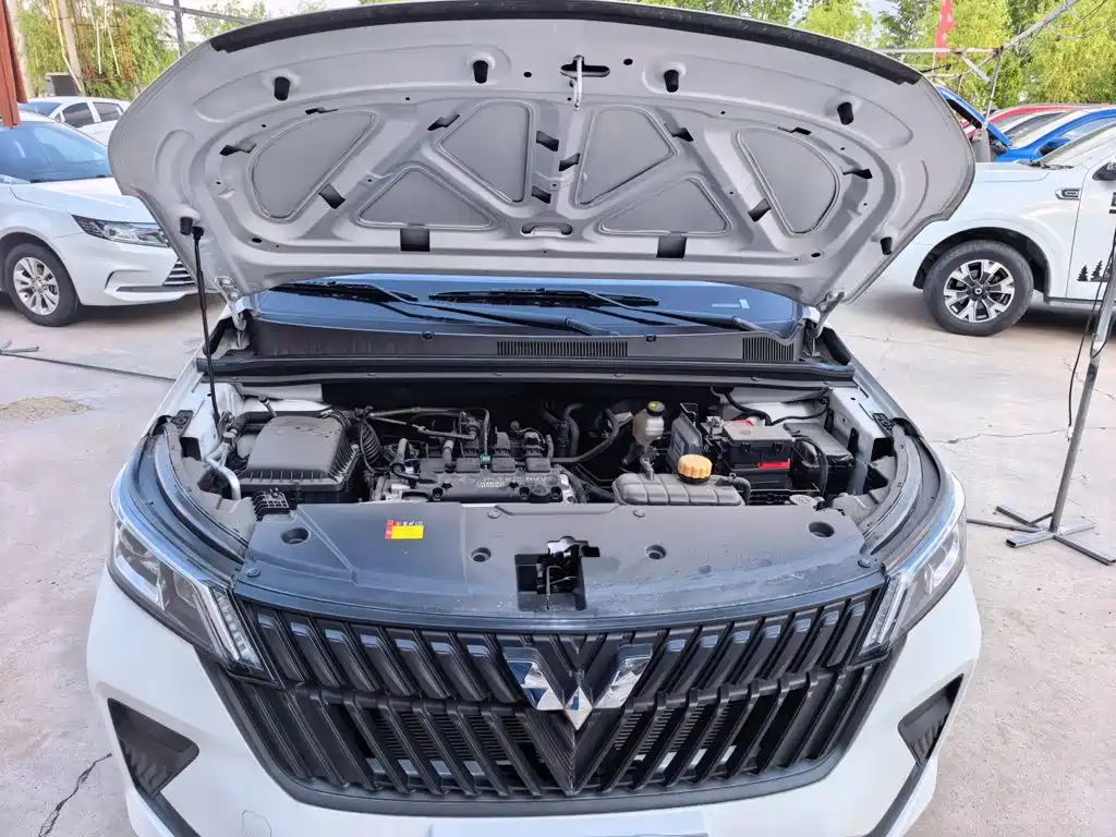 Wuling Motors Wuling Jiachen 2026 2022 1.5L Manual Joy Elite
